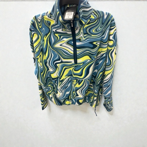 Contemporary/FUN Fleece Active ware 1/2 Zipper Pullover - Picture 7 of 9